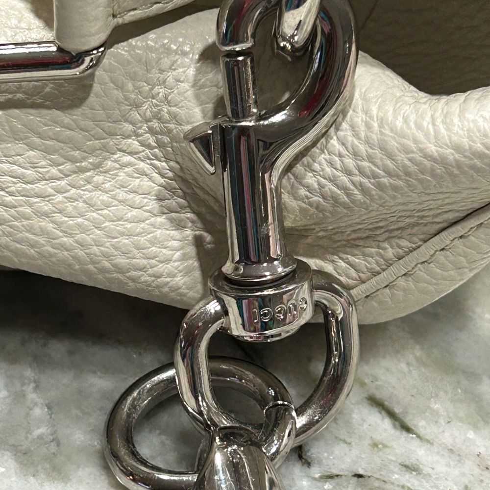 Gucci Authentic Off White Calfskin Leather Convertible Bag - Picture 9 of 15